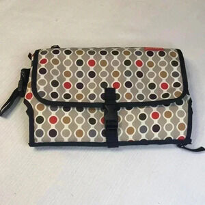 Skip Hop pronto changing station